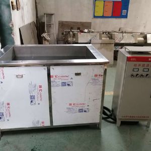 單槽式超聲波清洗機(jī)